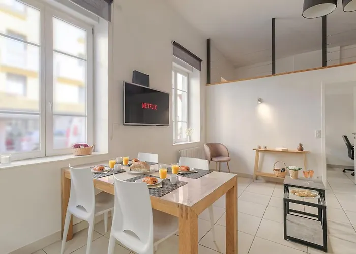 Charmand Et Cosy Avec Emplacement Idéal Lyon